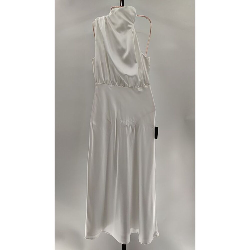 Classic White High-Neck Midi Dress - Picture 2 of 3